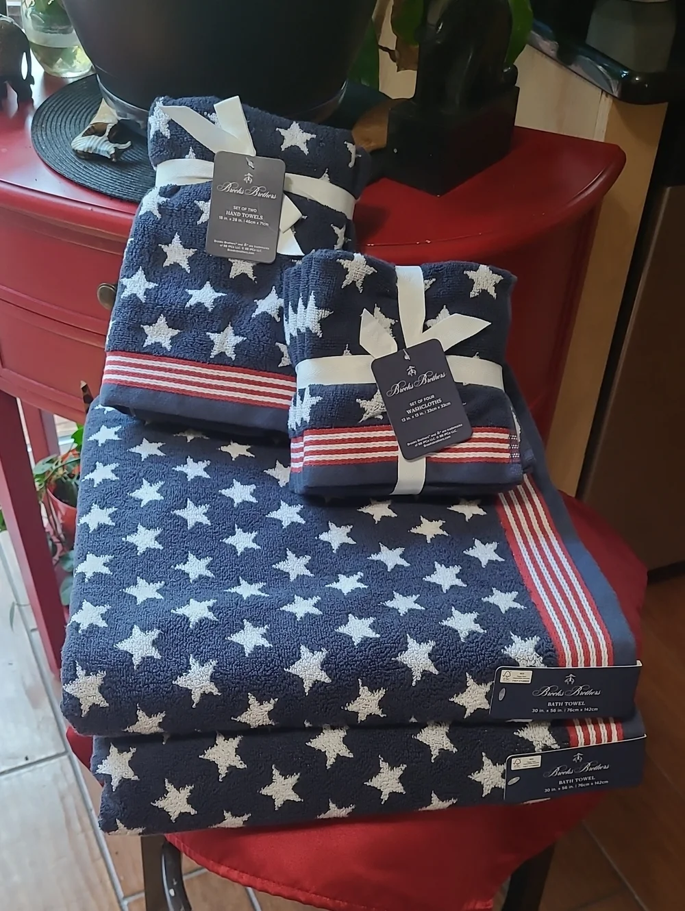 Brooks Brothers  Stars & Stripes Bath Towel Set